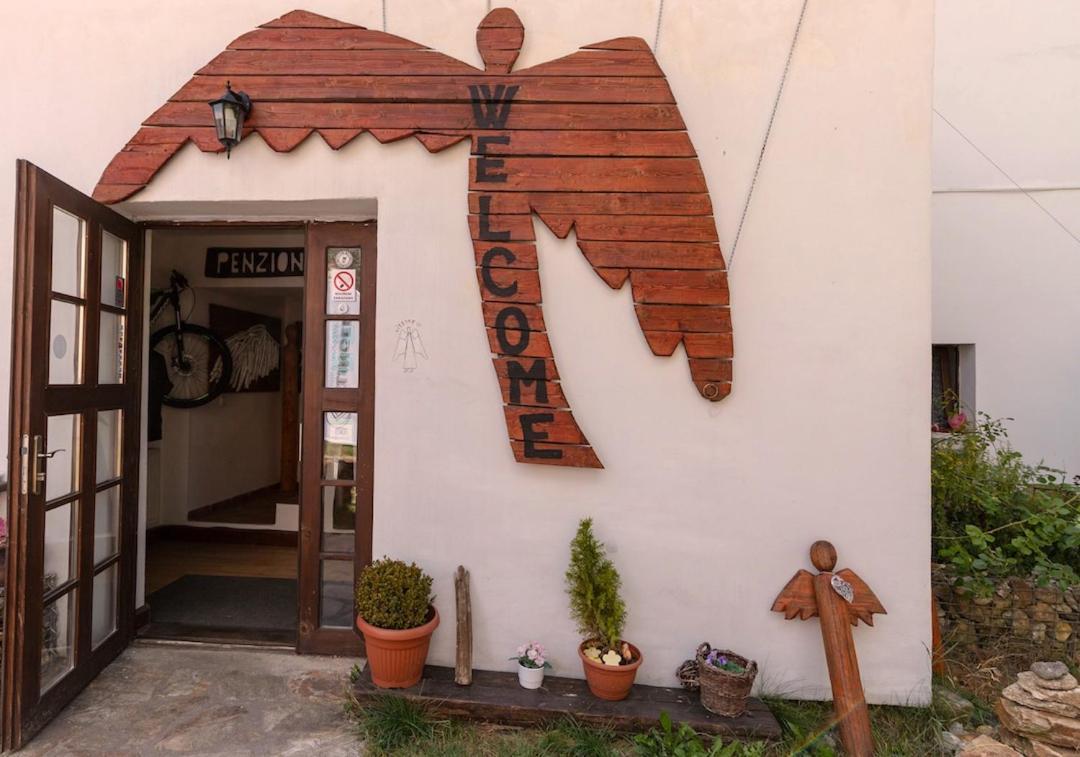 Bike Bistro A Penzion U Vsech Andelu Nove Mesto pod Smrkem Εξωτερικό φωτογραφία