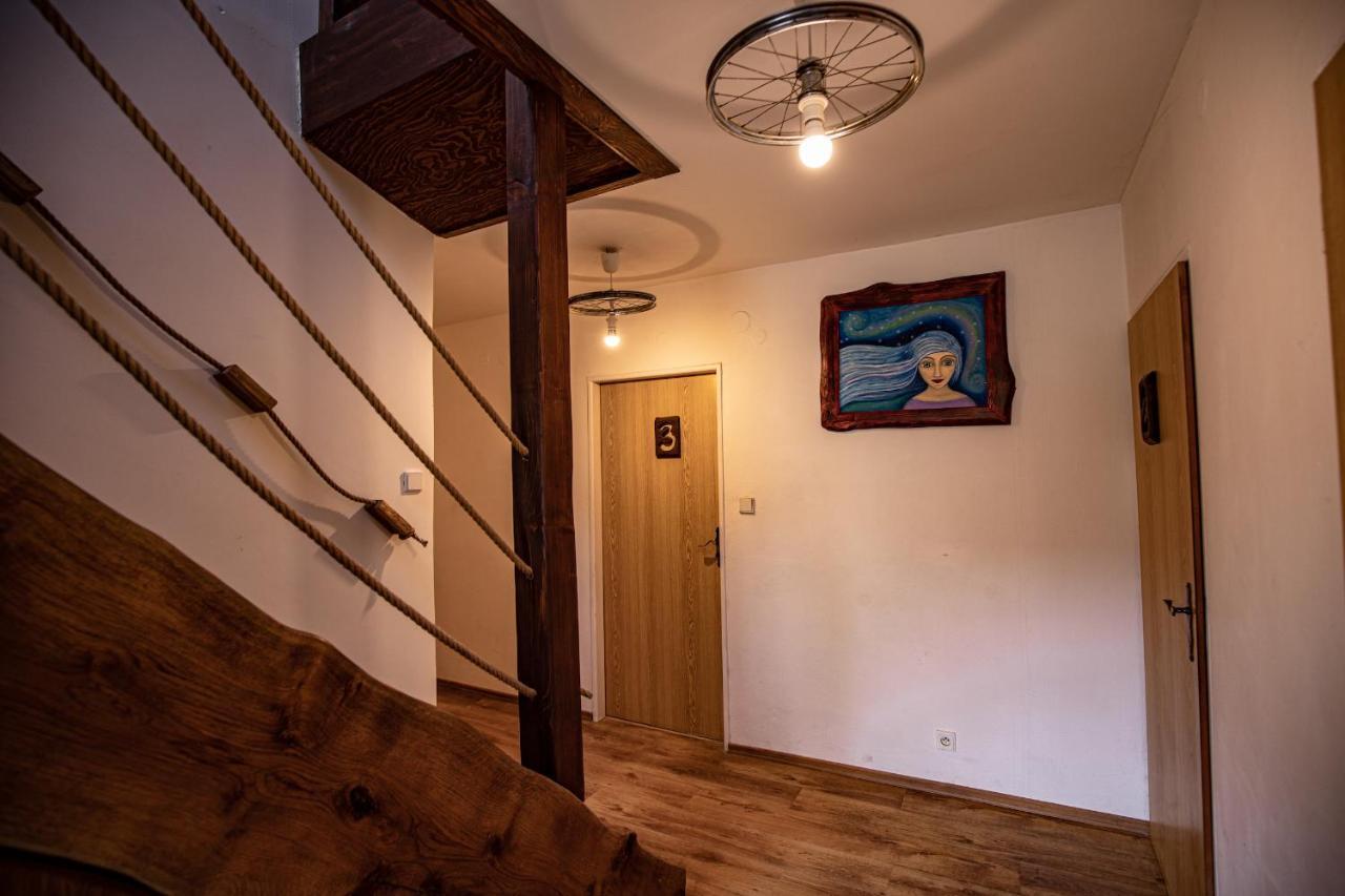 Bike Bistro A Penzion U Vsech Andelu Nove Mesto pod Smrkem Εξωτερικό φωτογραφία
